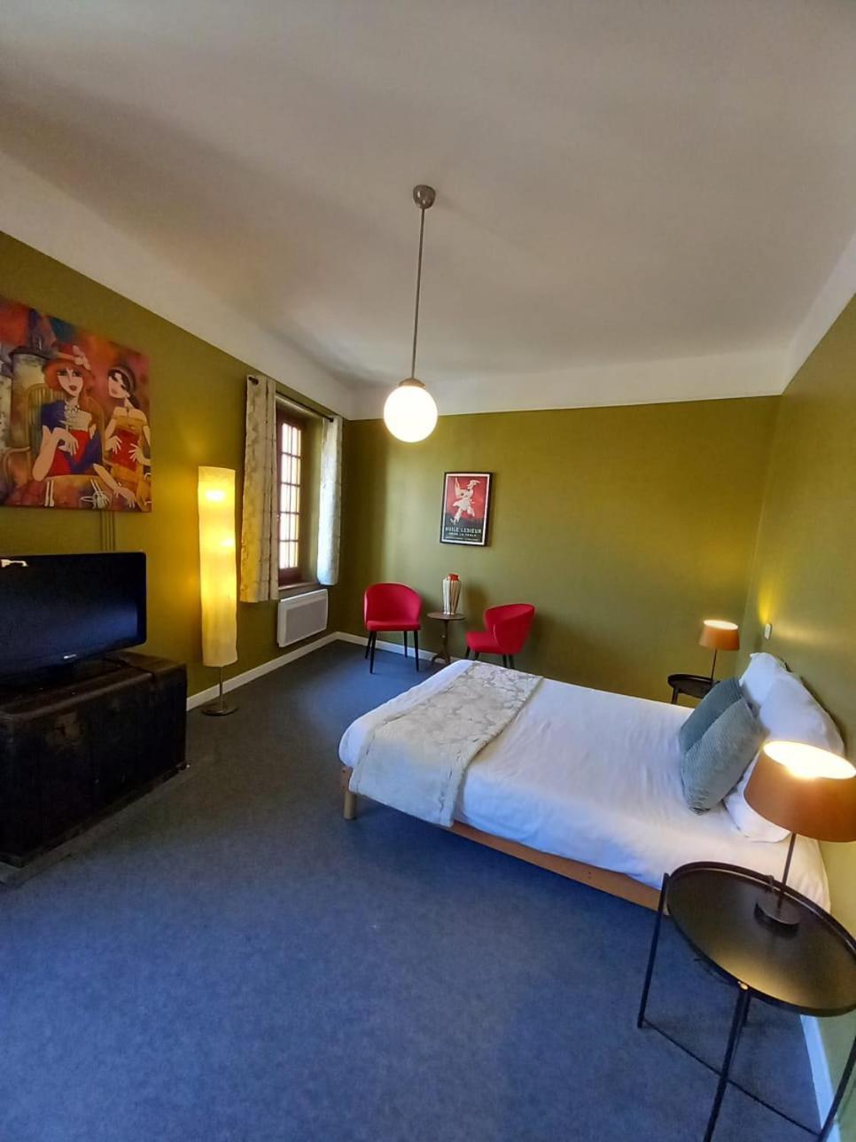 Hostellerie Du Chateau Bellenaves ภายนอก รูปภาพ
